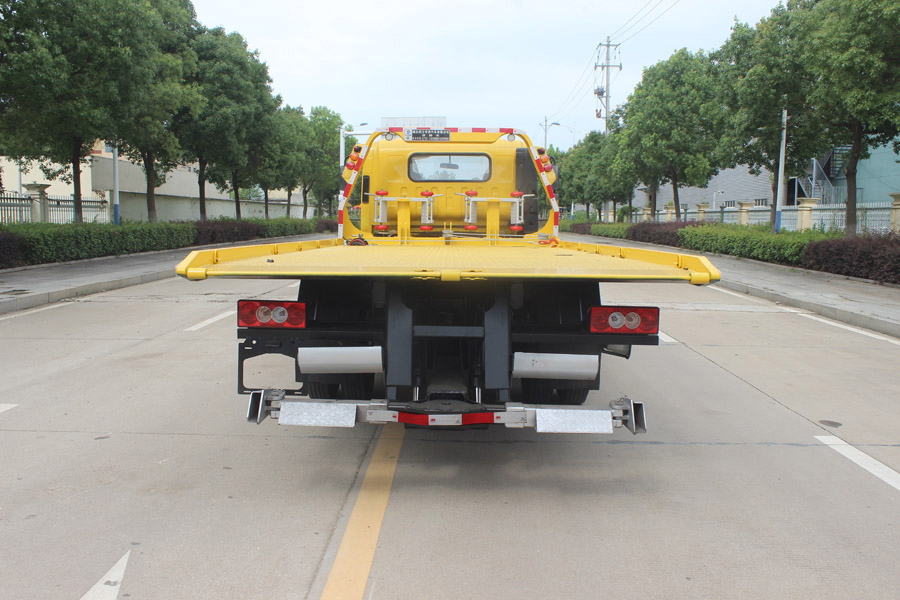 潤(rùn)知星牌SCS5083TQZBJ6型清障車(chē)